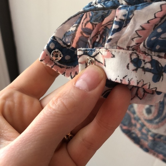 MADEWELL • Cotton and Silk Camelia Tassel Top in Flora Paisley - Picture 6 of 7